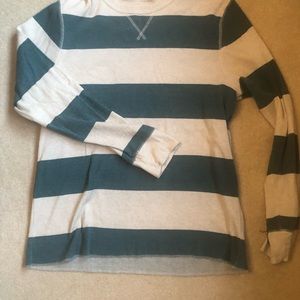 Men’s Urban Pipeline xlarge cotton long sleeve shirt.